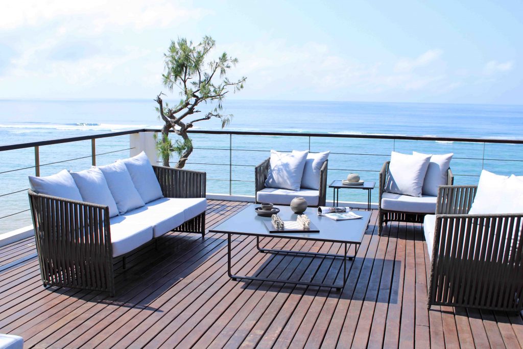Milano Outdoor Lounge Set Sea Side View